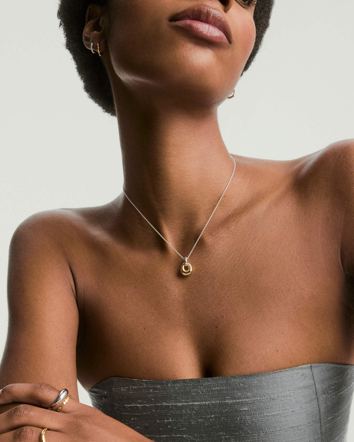 Jojo Loop Pendant Necklace