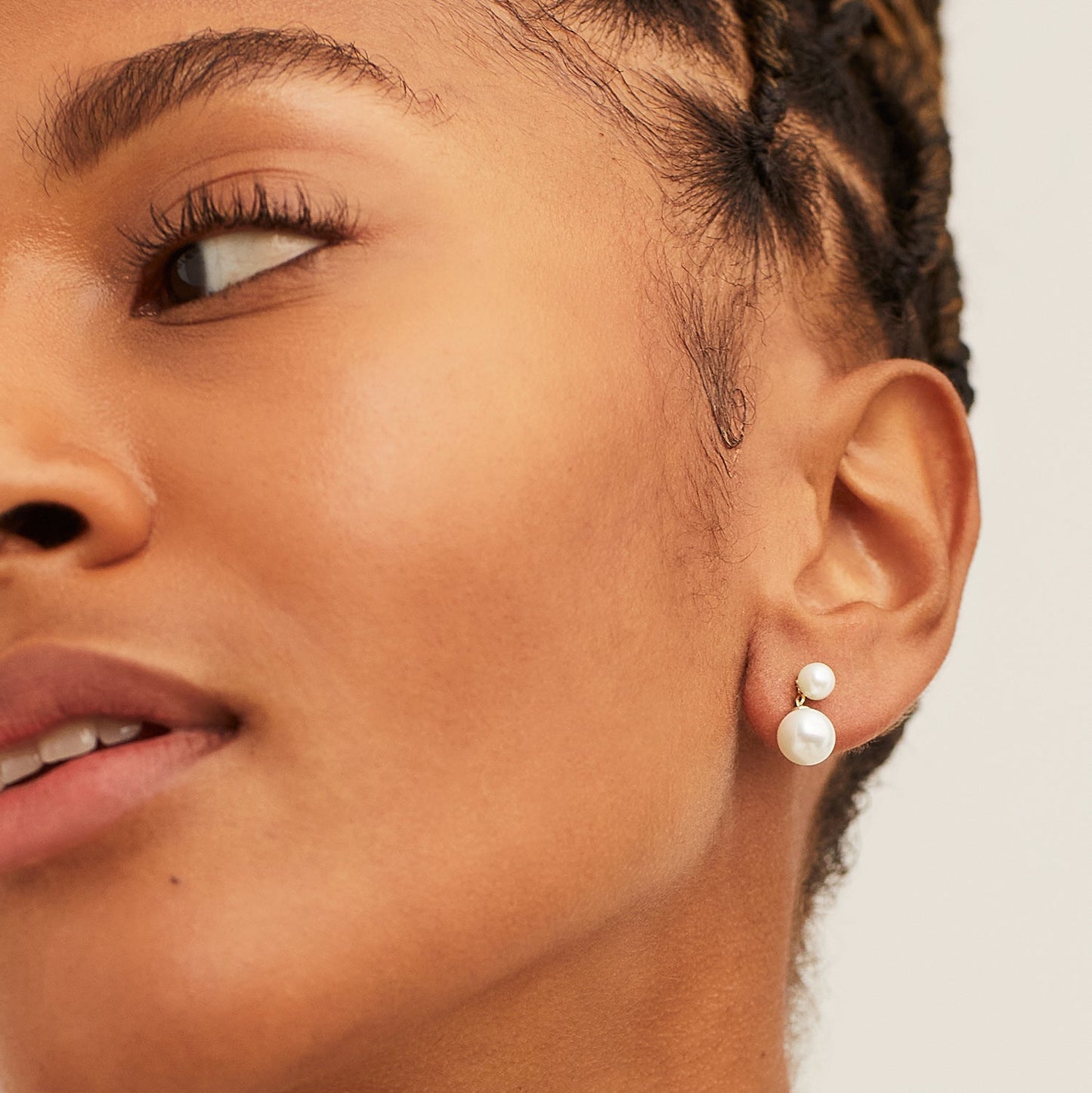 Essential Pearl Earrings